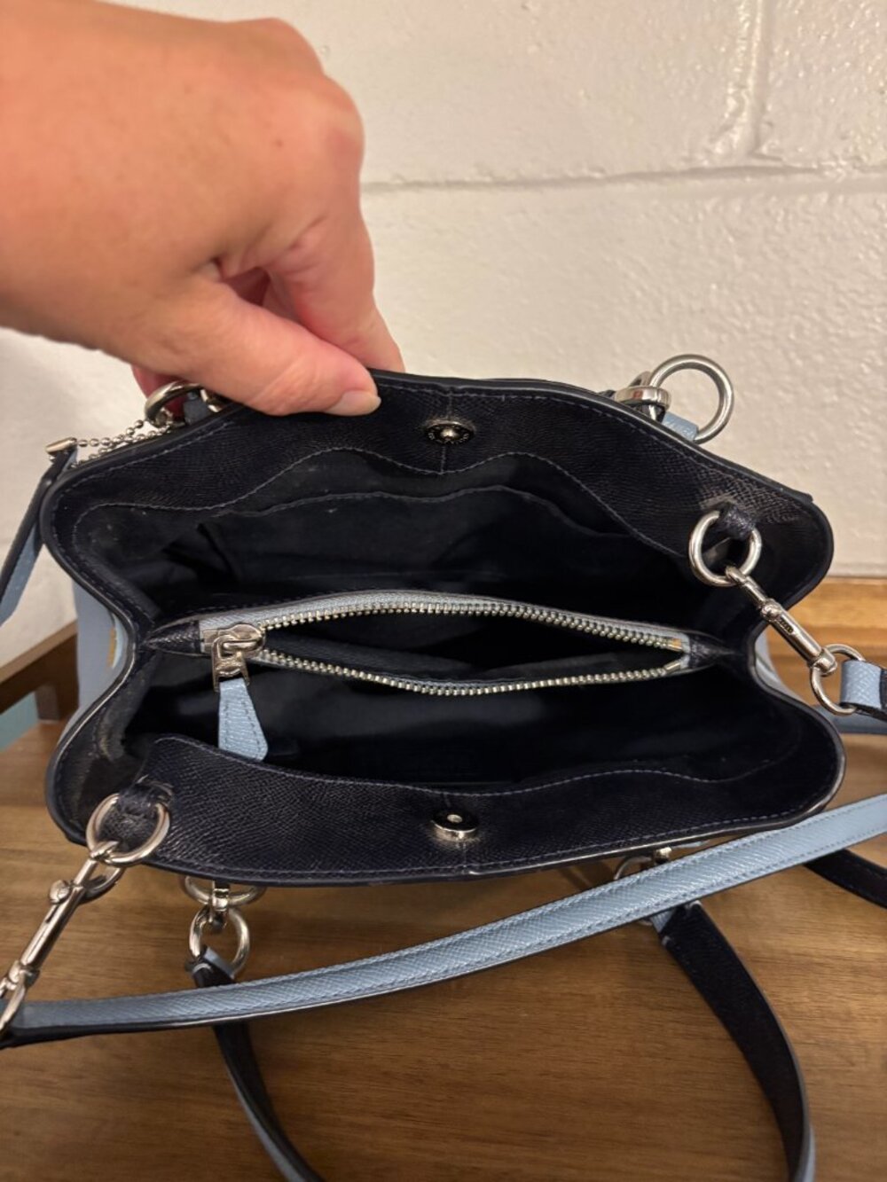 Coach Minetta Light Blue Navy Blue Floral 2 Way Leather Satchel Crossbody - Picture 10 of 11